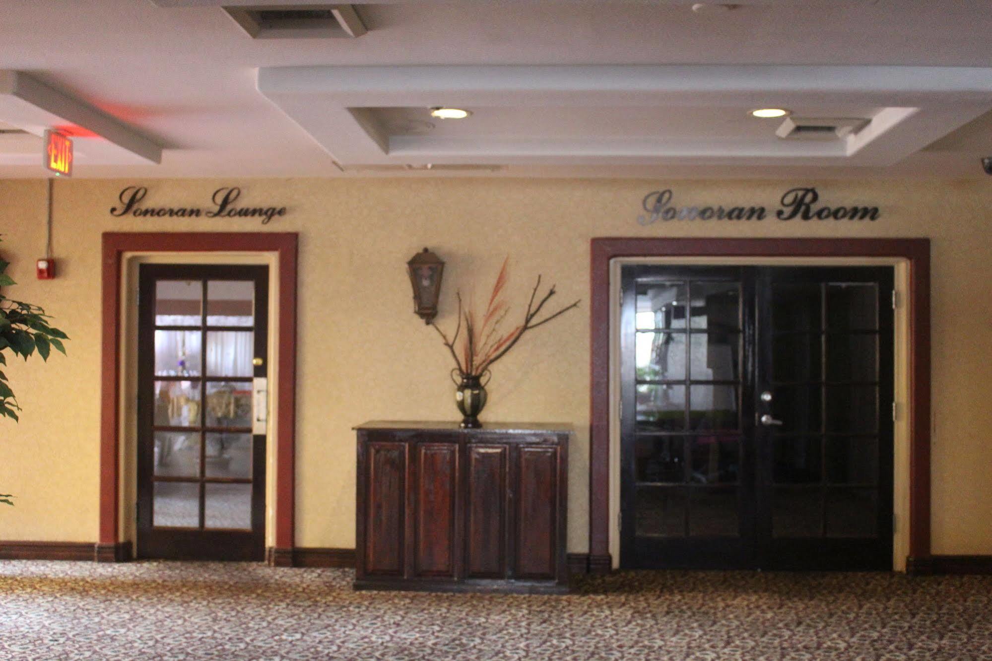 Fortuna Inn And Suites Tucson Zewnętrze zdjęcie