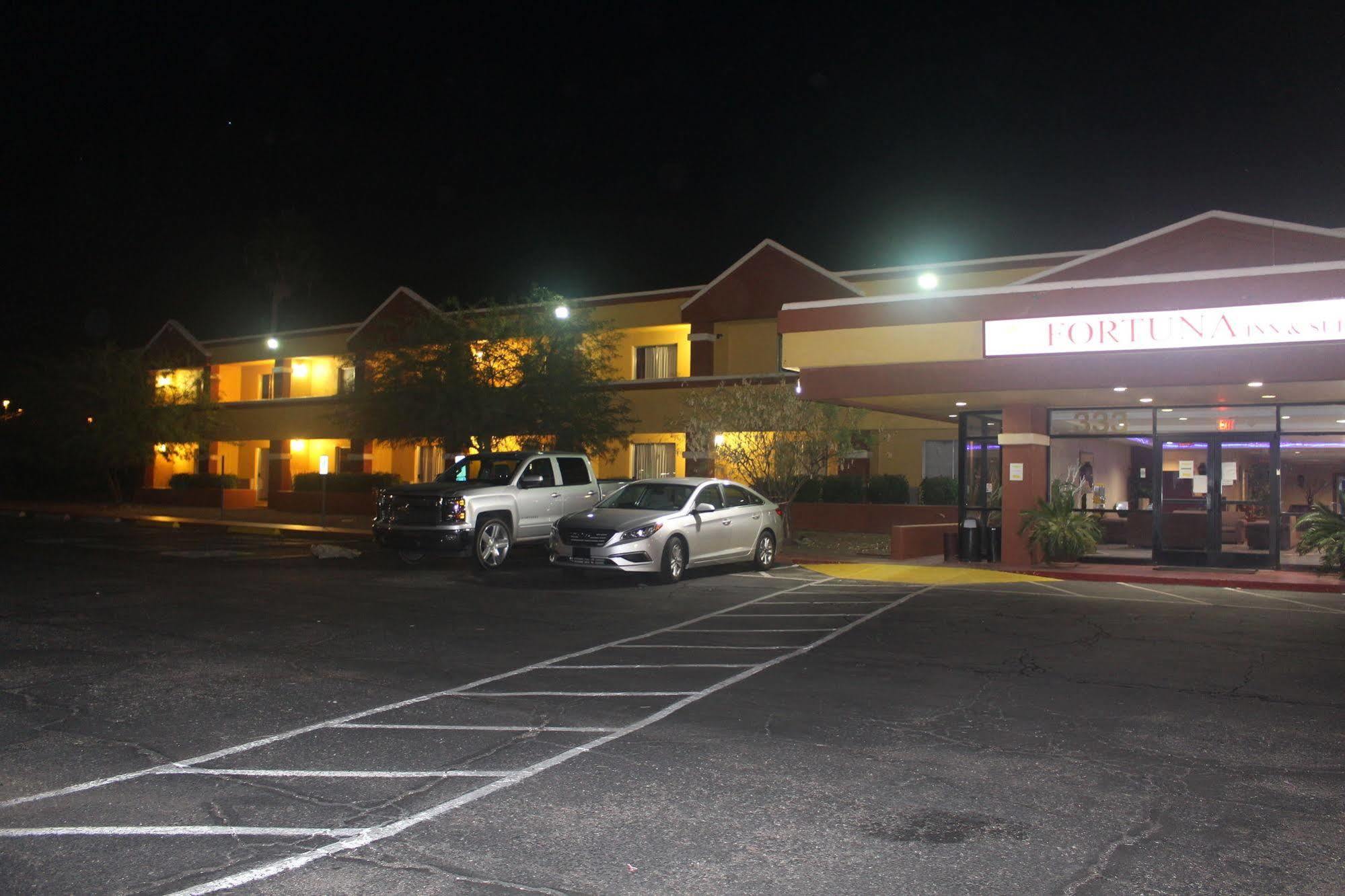 Fortuna Inn And Suites Tucson Zewnętrze zdjęcie